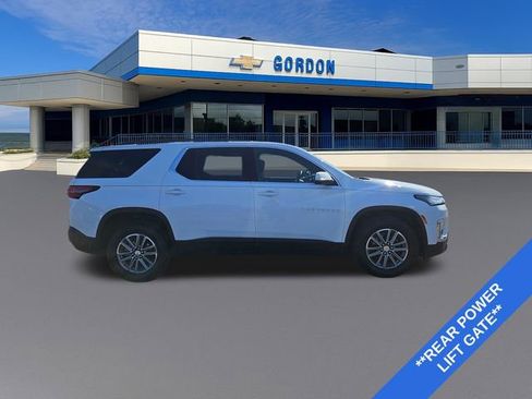 Used 2023 Chevrolet Traverse LT image 7