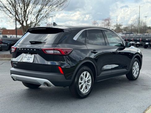 Used 2023 Ford Escape Active image 7