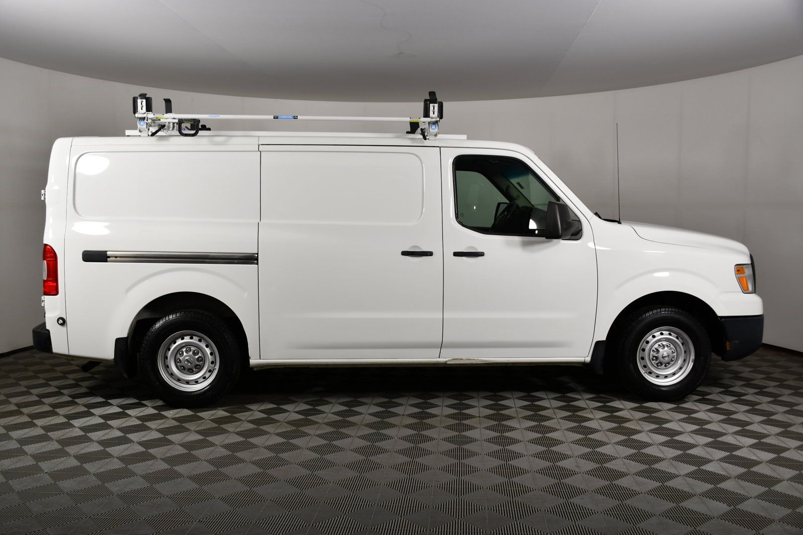 Used 2018 Nissan NV 1500 S RWD image 5