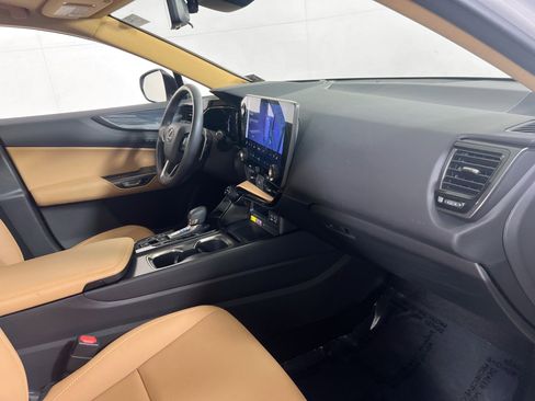 Used 2023 Lexus NX 350h AWD w/ Premium Package image 28