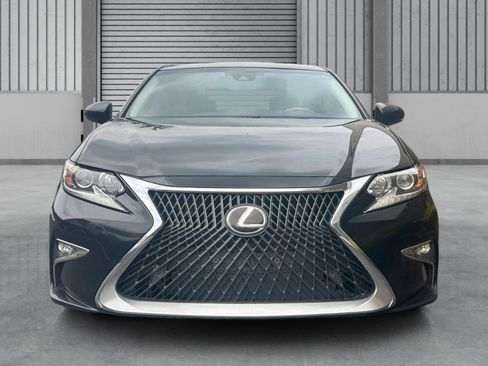 Used 2017 Lexus ES 350 w/ Navigation System Package FWD image 9