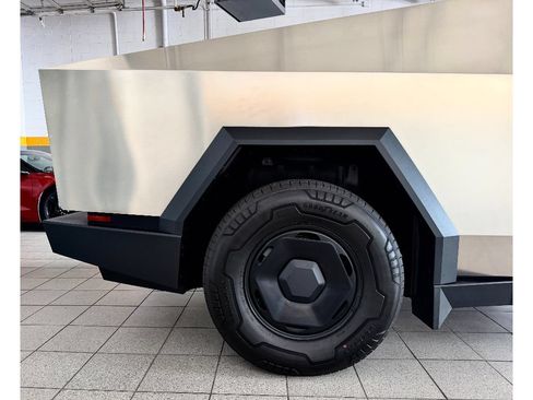 Used 2026 Tesla Cybertruck AWD Crew Cab image 7