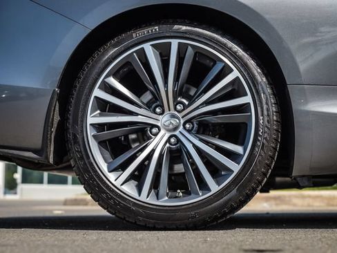 Used 2017 INFINITI Q60 3.0t w/ Premium Plus Package 3.0T AWD/4WD image 12