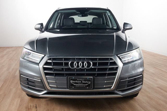 Used 2020 Audi Q5 2.0T Premium w/ Convenience Package AWD/4WD image 2