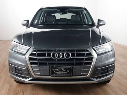 Used 2020 Audi Q5 2.0T Premium w/ Convenience Package AWD/4WD image 2
