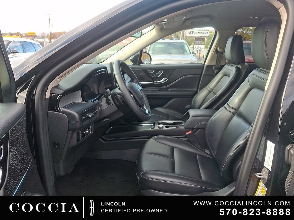 Certified 2024 Lincoln Corsair AWD image 13