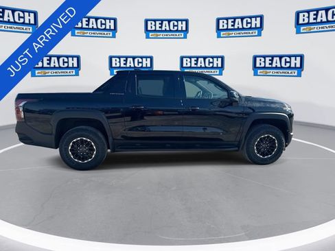 New 2026 Chevrolet Silverado EV Trail Boss AWD/4WD image 9