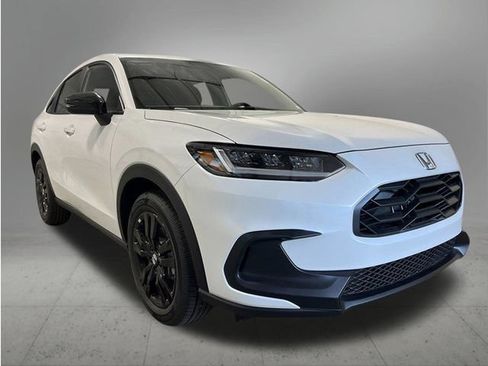 New 2027 Honda HR-V Sport image 9