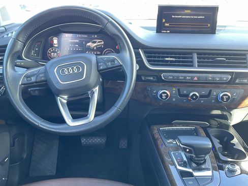 Used 2018 Audi Q7 3.0T Premium Plus w/ Premium Plus Package image 15