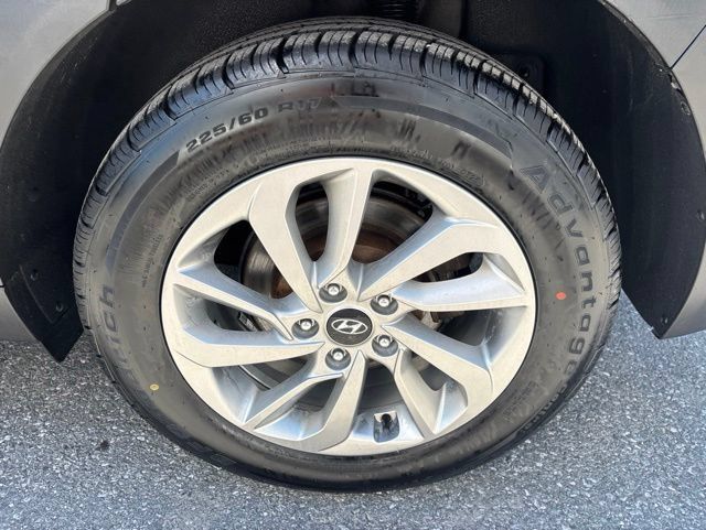 Used 2017 Hyundai Tucson SE w/ SE Popular Package 02 AWD/4WD image 20