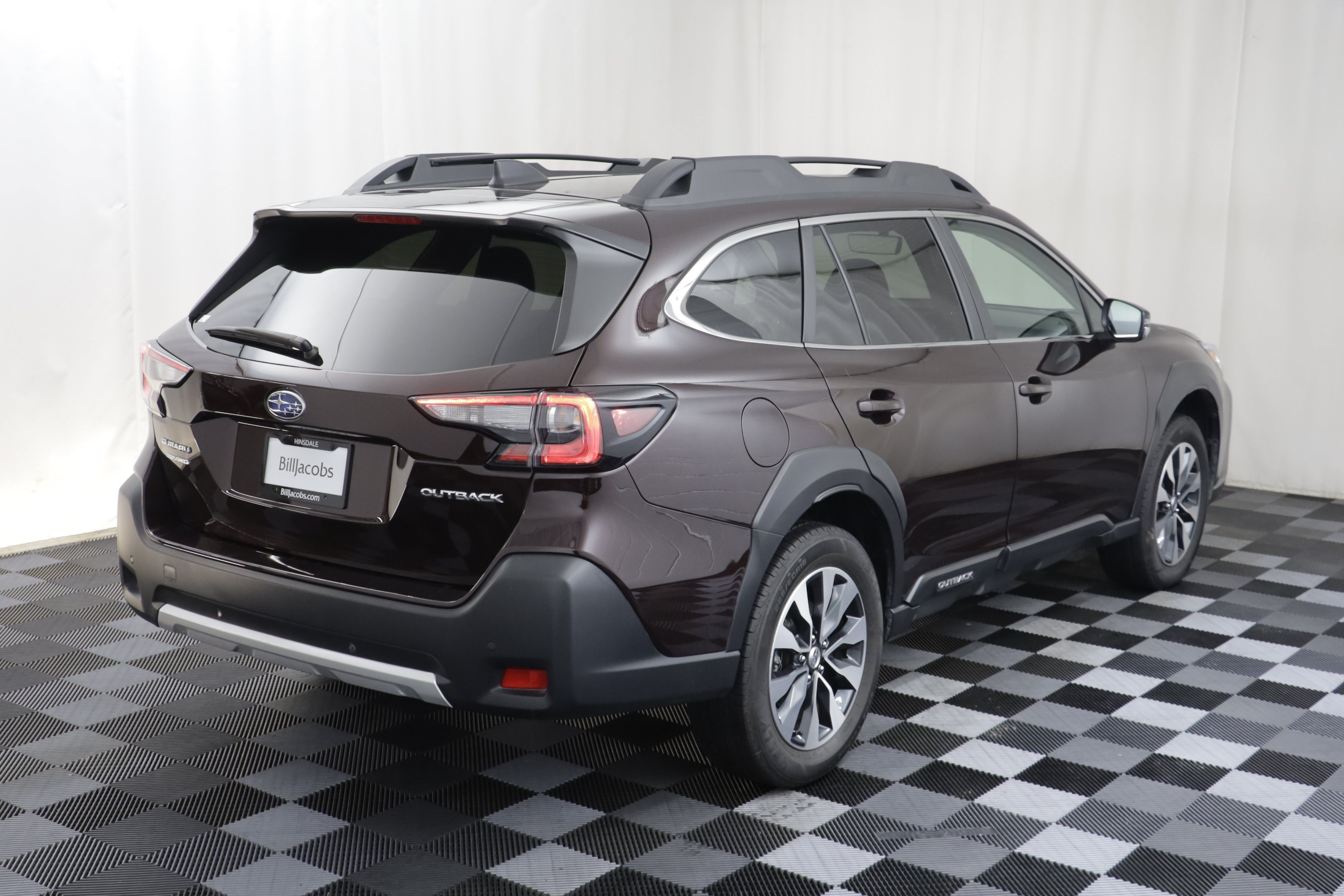 Used 2025 Subaru Outback Limited AWD/4WD image 18