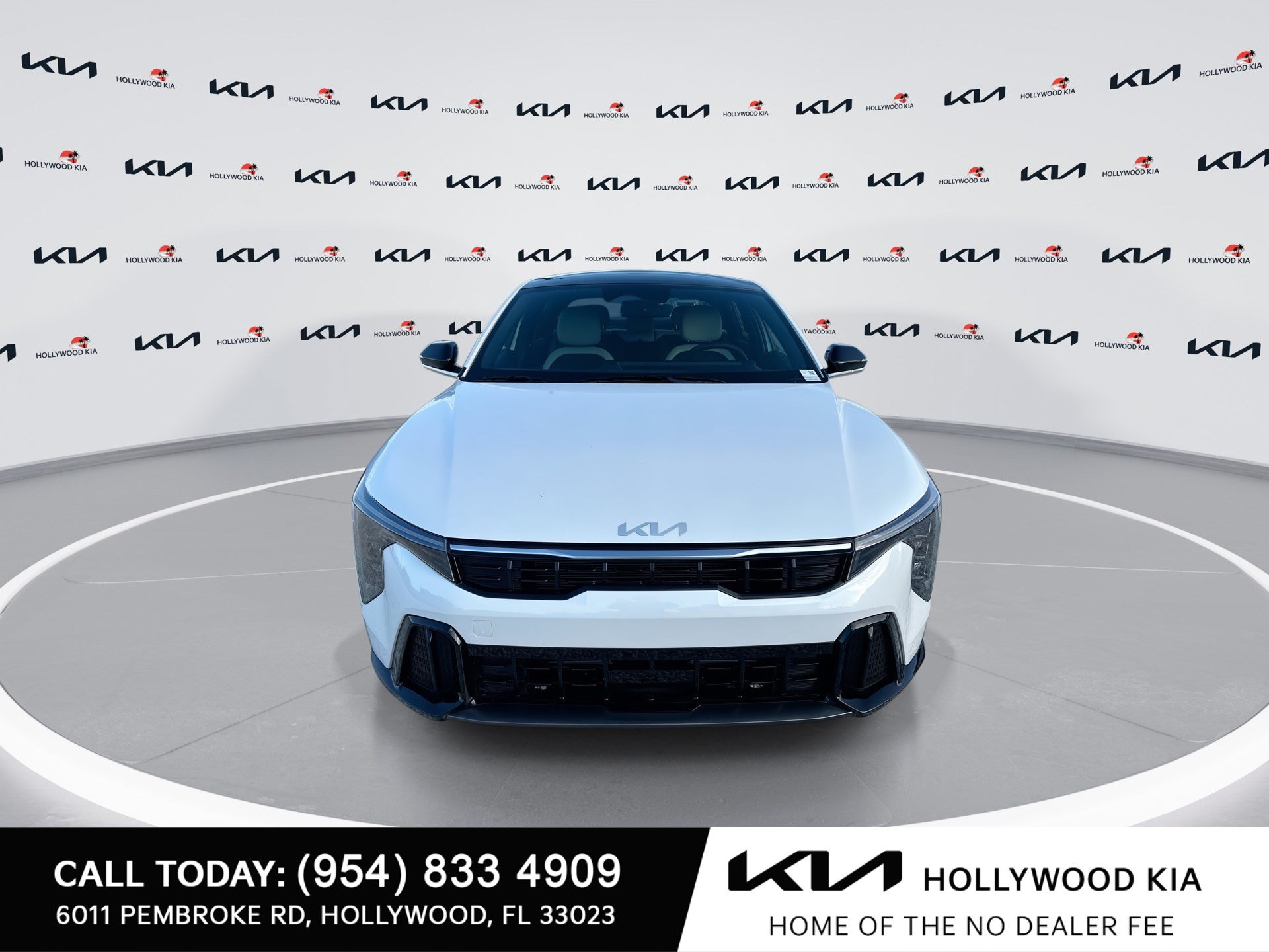 New 2026 Kia K4 GT-Line Turbo w/ GT-Line Premium Package FWD image 3