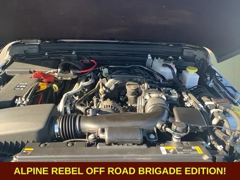 Used 2023 Jeep Gladiator Sport AWD/4WD image 22