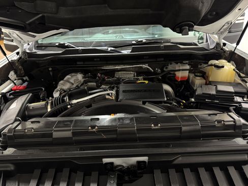 Used 2022 Chevrolet Silverado 2500 LT w/ Convenience Package image 53