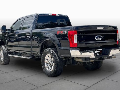 Used 2019 Ford F250 XLT w/ XLT Premium Package AWD/4WD image 12