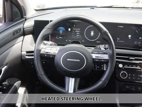Used 2025 Hyundai Tucson Limited AWD/4WD image 11