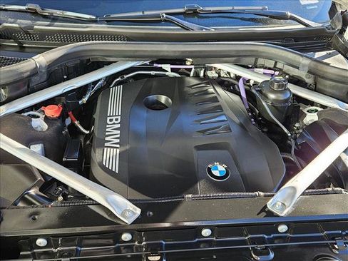 Used 2023 BMW X7 xDrive40i w/ Premium Package image 23