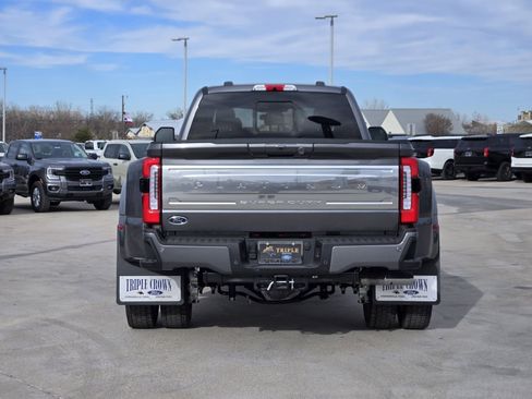 New 2026 Ford F450 Platinum w/ Platinum Plus Package image 8