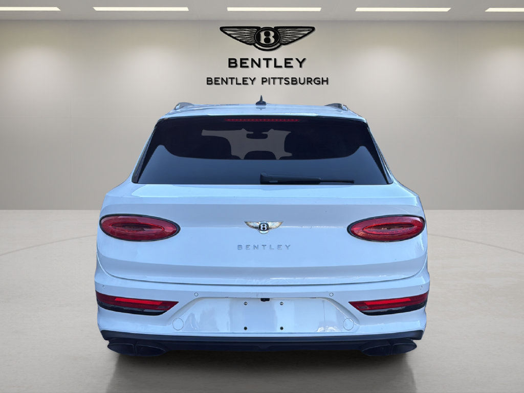 Used 2023 Bentley Bentayga Extended Wheelbase AWD/4WD image 9