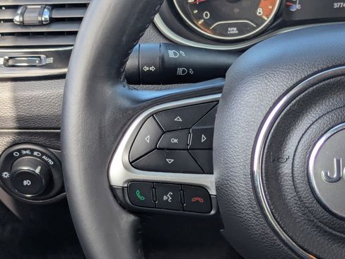 Used 2021 Jeep Compass Latitude w/ Sun and Sound Group image 24