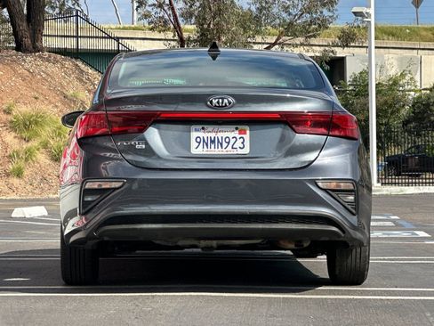 Used 2021 Kia Forte FE image 4