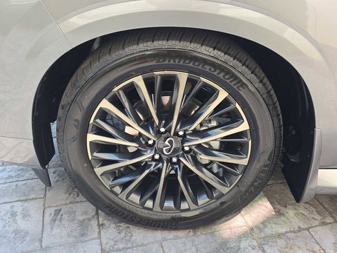 New 2026 INFINITI QX80 Autograph w/ Premium Cargo Package AWD/4WD image 8