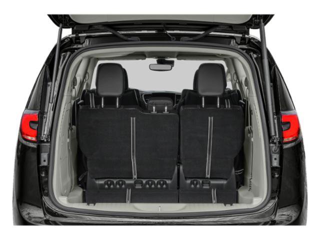 Used 2024 Chrysler Pacifica Limited FWD image 14
