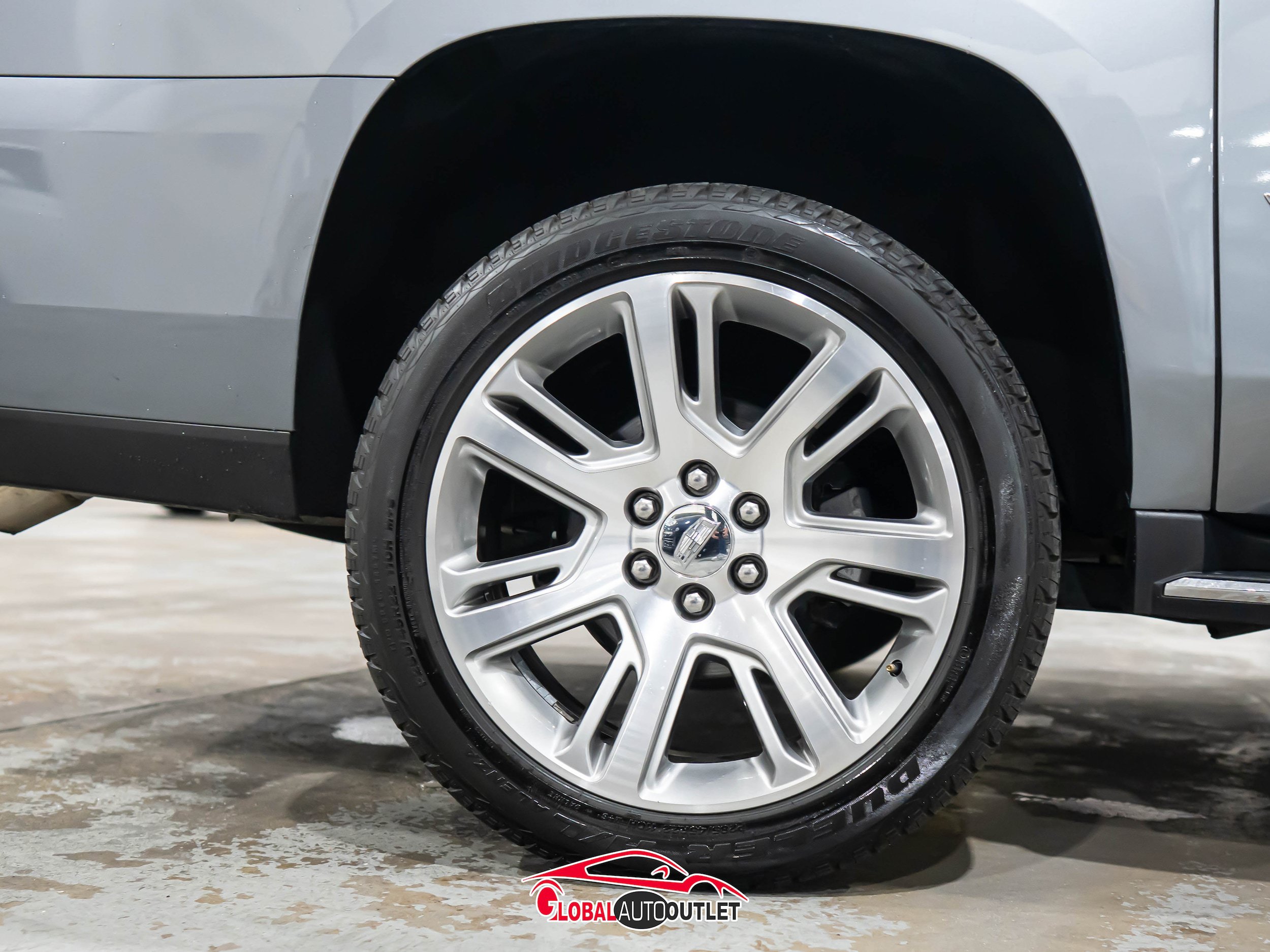 Used 2019 Cadillac Escalade ESV Luxury AWD/4WD image 11