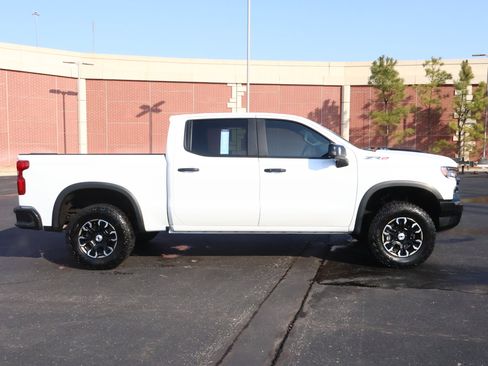 Certified 2025 Chevrolet Silverado 1500 ZR2 w/ Technology Package image 36