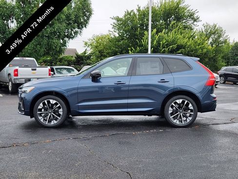 Used 2026 Volvo XC60 B5 Plus w/ Protection Package Premier image 3