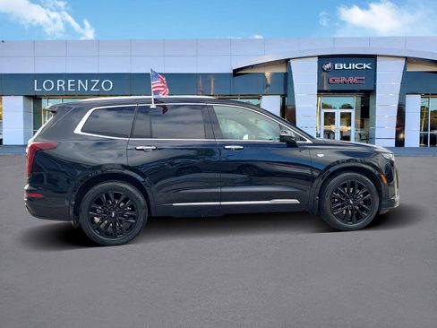 Used 2021 Cadillac XT6 Premium Luxury w/ Platinum Package image 4