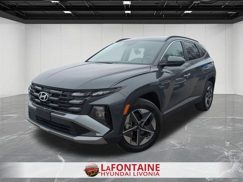 Certified 2025 Hyundai Tucson SEL image 1