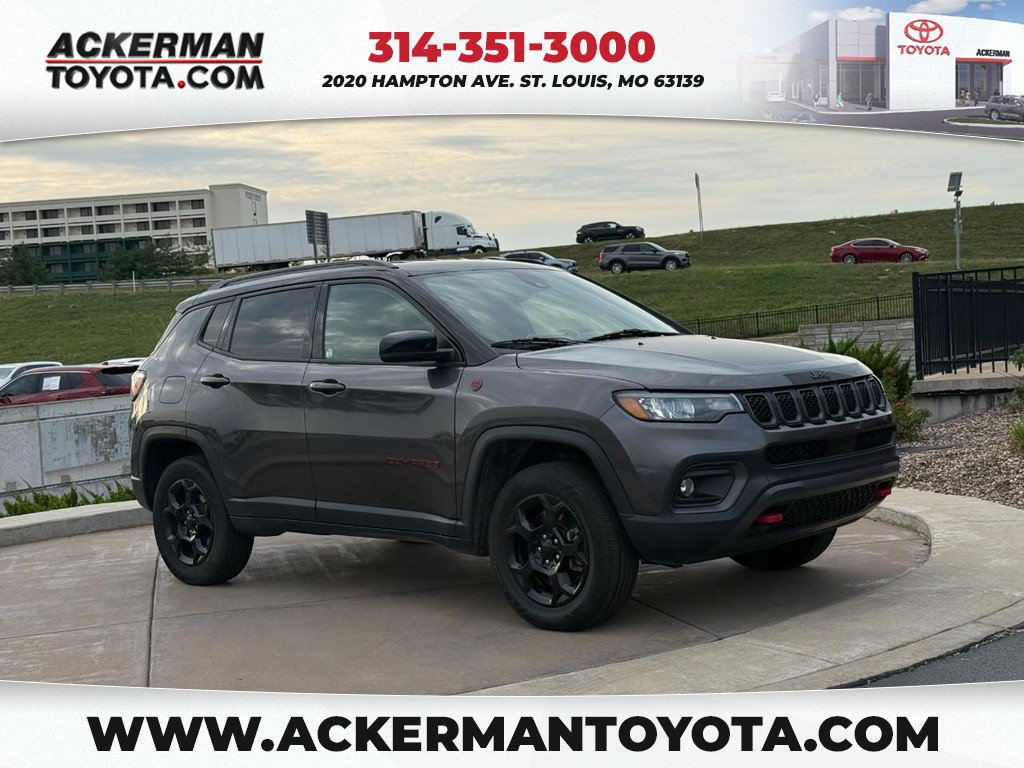 Used 2023 Jeep Compass Trailhawk AWD/4WD image 1