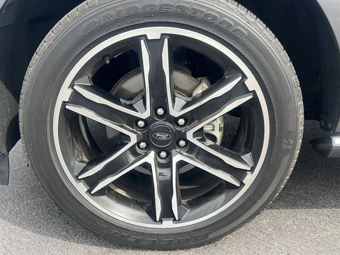 Used 2019 Ford Expedition Limited w/ Special Edition Package AWD/4WD image 5