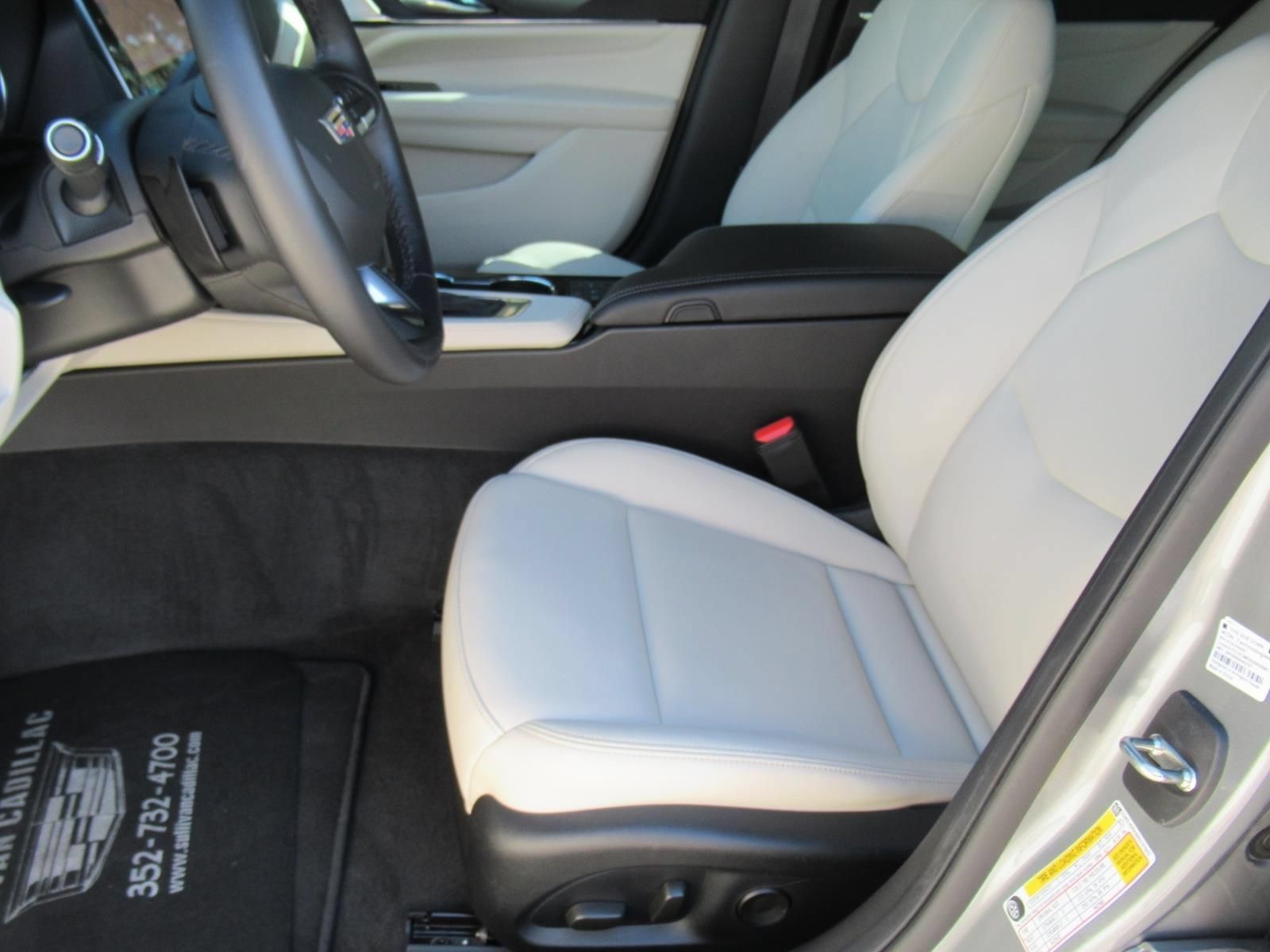 Used 2023 Cadillac CT4 Luxury w/ Sun And Sound Package RWD image 19