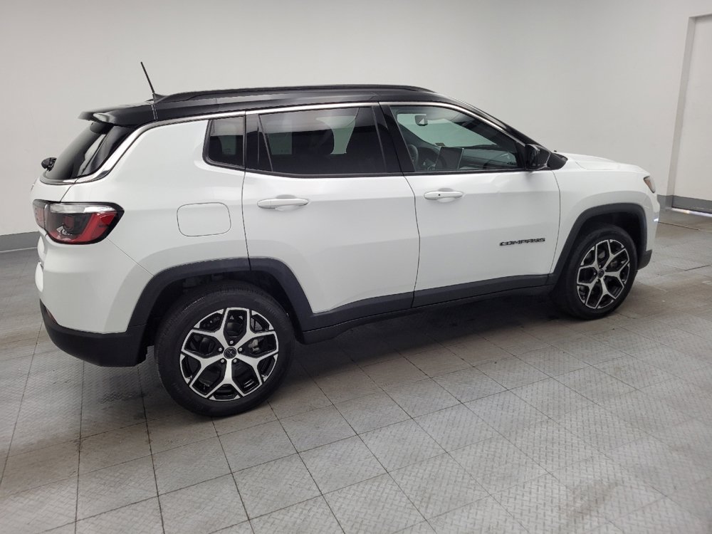 Used 2025 Jeep Compass Limited AWD/4WD image 10