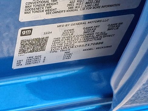 Used 2025 Chevrolet Silverado 1500 LT image 29