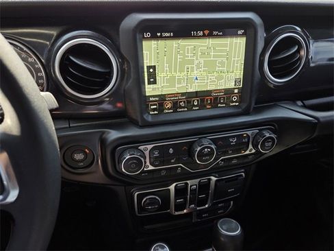 Used 2023 Jeep Wrangler Altitude image 22