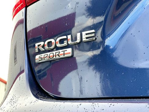 Used 2020 Nissan Rogue Sport S FWD image 15