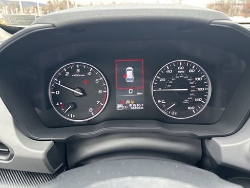 Used 2024 Subaru Crosstrek 2.5i Limited w/ Popular Package #3A image 28