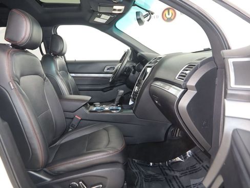 Used 2017 Ford Explorer Sport w/ Equipment Group 401A AWD/4WD image 16