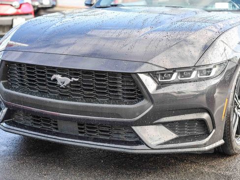 Used 2024 Ford Mustang Convertible image 19