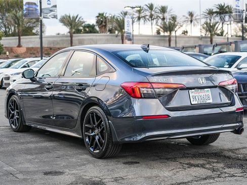 Used 2024 Honda Civic Sport image 9