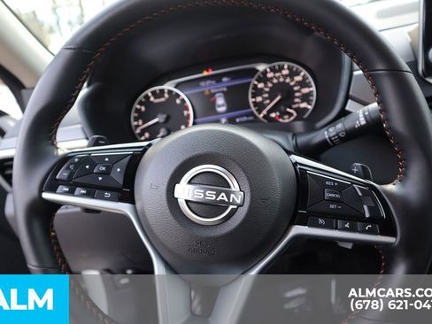 Used 2025 Nissan Altima 2.5 SR FWD image 27