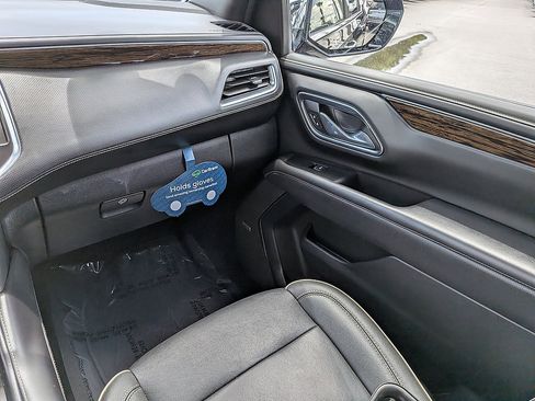 Certified 2024 Chevrolet Suburban Premier AWD/4WD image 34