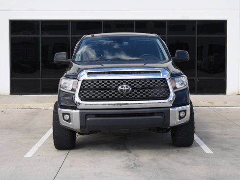 Used 2019 Toyota Tundra SR5 image 3