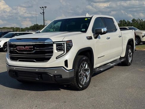 Used 2025 GMC Sierra 1500 SLT w/ SLT Premium Plus Package AWD/4WD image 7