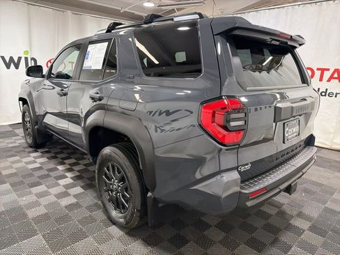 Used 2025 Toyota 4Runner SR5 AWD/4WD image 7