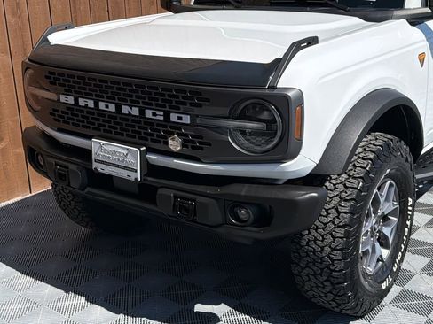 Used 2022 Ford Bronco Badlands image 18