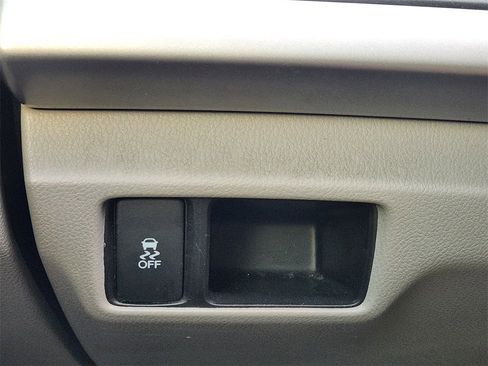 Used 2012 Honda Accord LX image 11